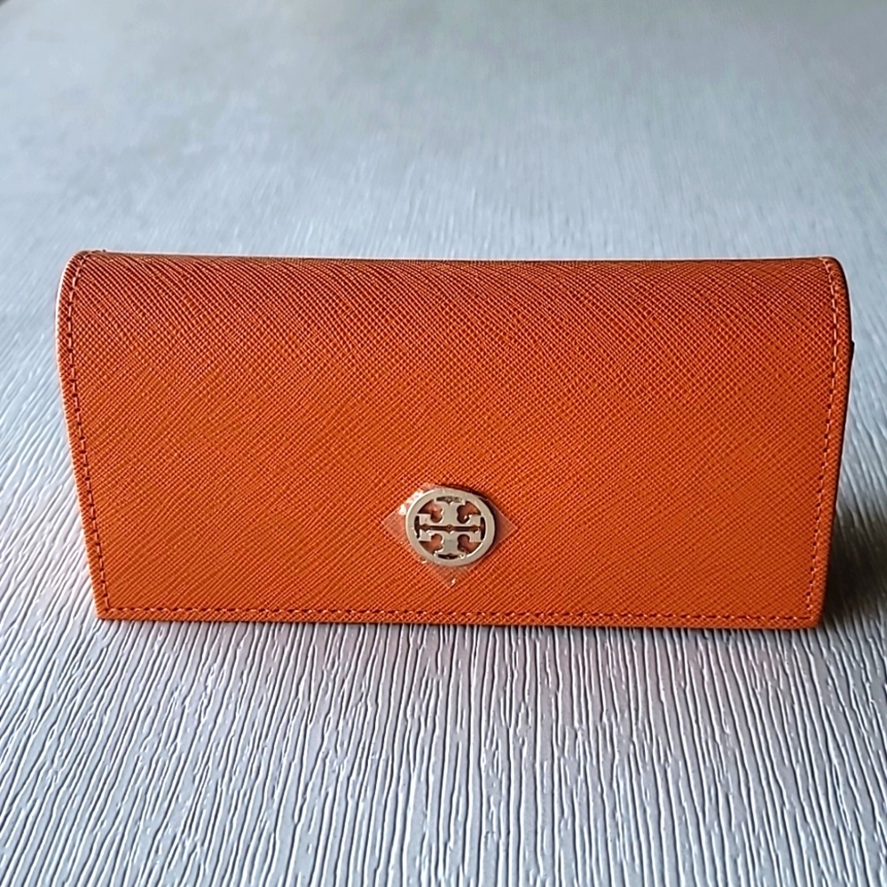 Orange TORY BURCH sunglasses case